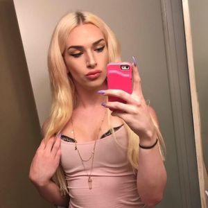 Meet your Posher, Britney